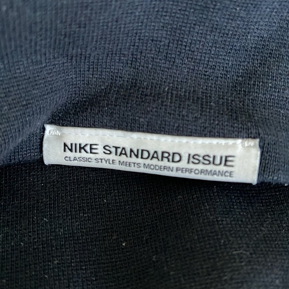 Nike dri-fit hooded sweatshirt. Size S - Picture 4 of 4